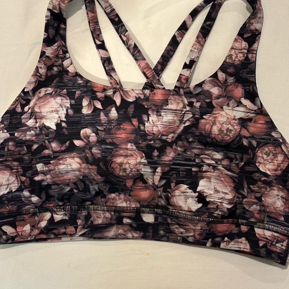 Lululemon Sports Bra size 8